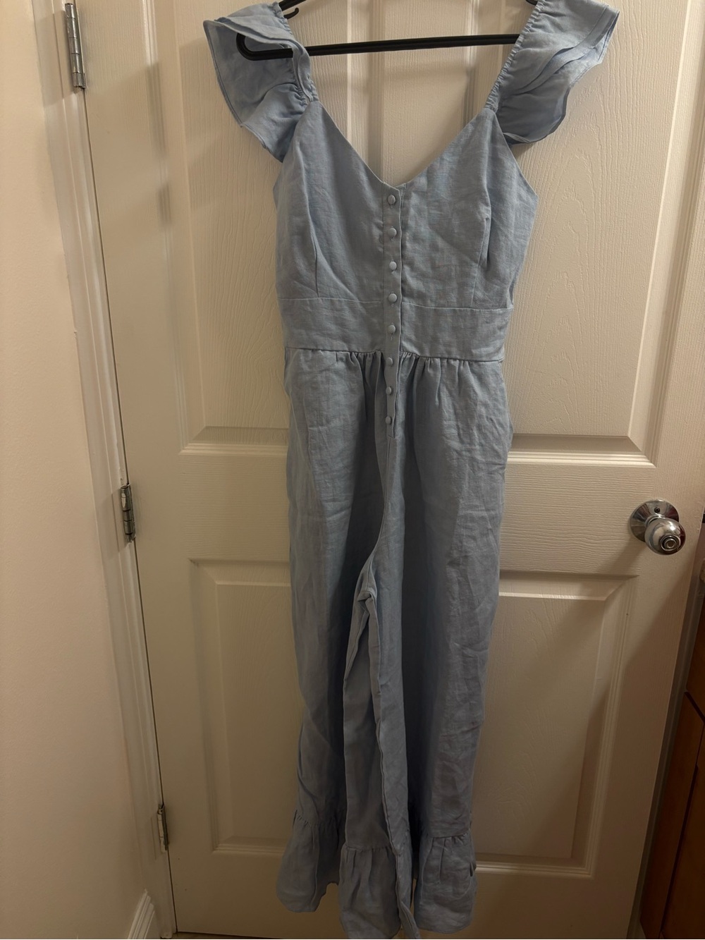NWT Olivaceous Light Blue Linen Blend Flutter Sleeve Ruffle Hem Jumpsuit Medium - Picture 2 of 14